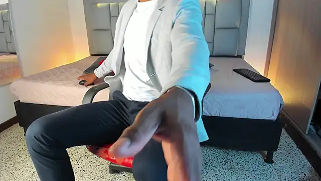 JEFFREY COTTOM online show from 10, 2, 2025