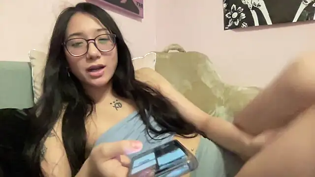 Snapshot of tokyobaby chatting on 18, 12, 2024 tokyobaby online show from 18, 12, 2024