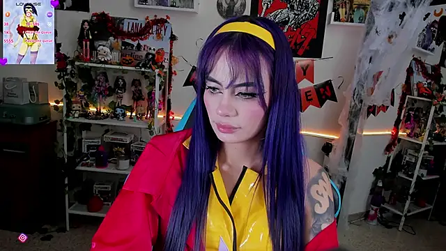 Snapshot of _sakae_ chatting on 28, 10, 2025  sakae  online show from 28, 10, 2025