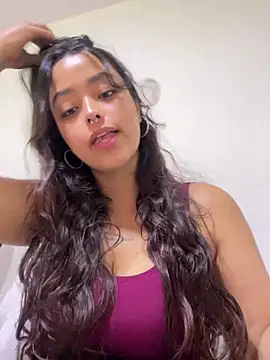 Ariana Pierce online show from 17, 5, 2026