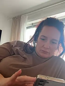Engel mia online show from 30, 6, 2026