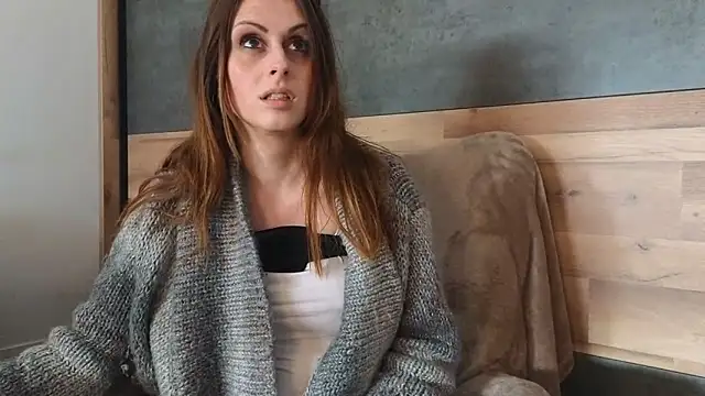 Snapshot of vera_jim chatting on 19, 2, 2025 vera jim online show from 19, 2, 2025