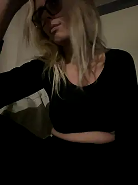 Snapshot of vera_jim chatting on 5, 10, 2025 vera jim online show from 5, 10, 2025