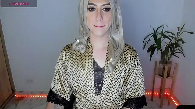 ashley sans2000 online show from 30, 11, 2025