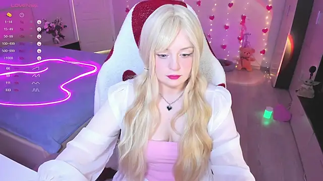 Amy honey angel online show from 19, 3, 2025