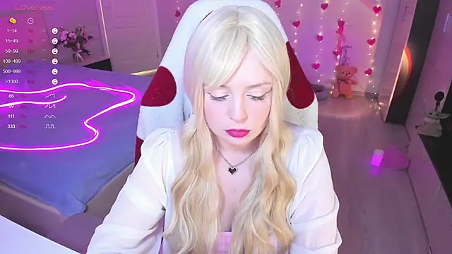 Amy honey angel online show from 19, 3, 2025