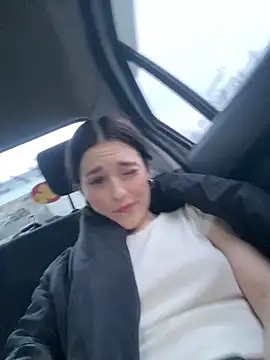 Mia Mia M online show from 2, 3, 2026