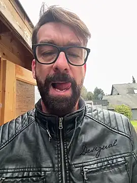 Snapshot of Sash_Ge chatting on 15, 2, 2025 Sash Ge online show from 15, 2, 2025