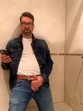 Snapshot of Sash_Ge chatting on 10, 1, 2026 Sash Ge online show from 10, 1, 2026