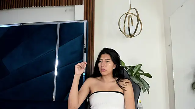 CarlaAlvez online show from 7, 2, 2026