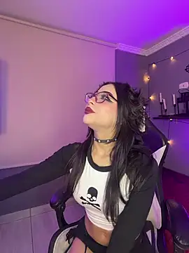 vampy dolll online show from 20, 3, 2026