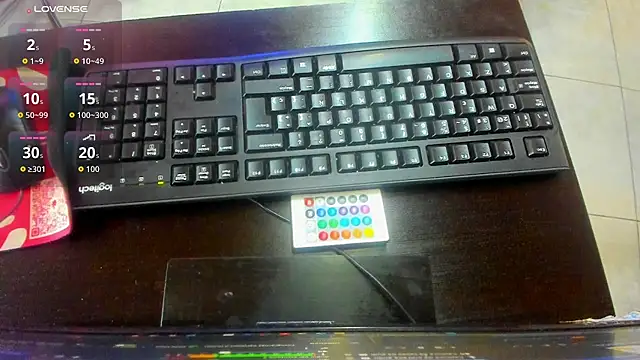 Snapshot of _lara1 chatting on 24, 10, 2025 lara1 online show from 24, 10, 2025