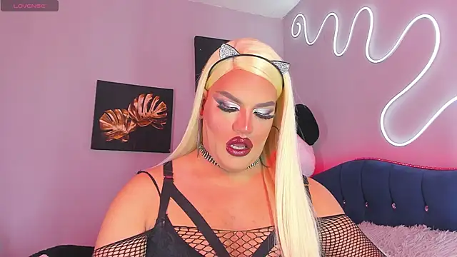Snapshot of Missisabella_ chatting on 13, 9, 2025 Missisabella  online show from 13, 9, 2025