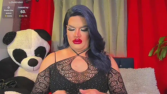 Snapshot of Missisabella_ chatting on 17, 10, 2025 Missisabella  online show from 17, 10, 2025