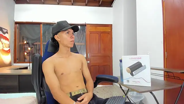 Snapshot of ricky_backus chatting on 16, 3, 2025 ricky backus online show from 16, 3, 2025