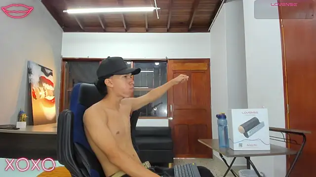 Snapshot of ricky_backus chatting on 22, 3, 2025 ricky backus online show from 22, 3, 2025