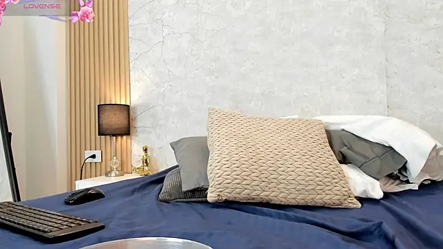 Snapshot of Freyaa__ chatting on 8, 2, 2025 Freyaa online show from 8, 2, 2025