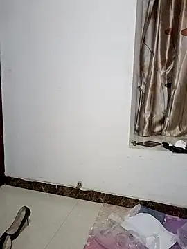 Snapshot of gunian chatting on 12, 2, 2025 gunian online show from 12, 2, 2025