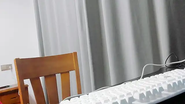 Snapshot of gunian chatting on 14, 3, 2025 gunian online show from 14, 3, 2025