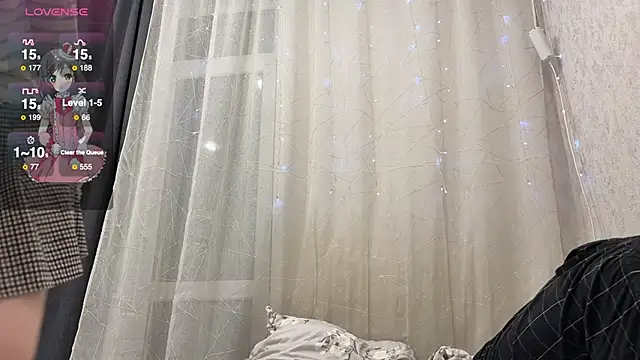 emo couple online show from 2, 3, 2025