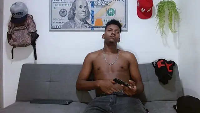 Snapshot of boss_of_cash chatting on 15, 5, 2026 boss of cash online show from 15, 5, 2026