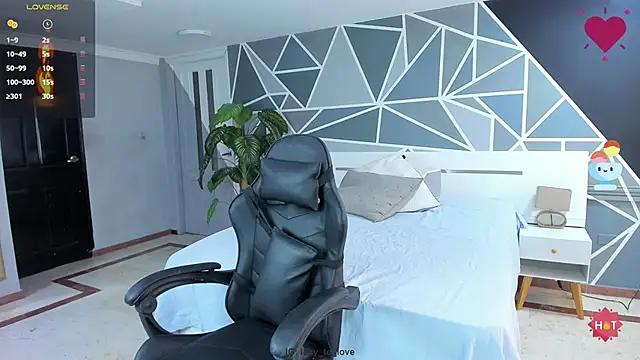 Snapshot of Lucifer_shadow chatting on 4, 3, 2025 Lucifer shadow online show from 4, 3, 2025