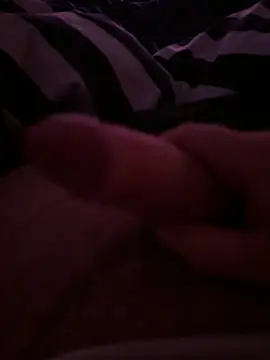 ouiiii27 online show from 11, 1, 2025