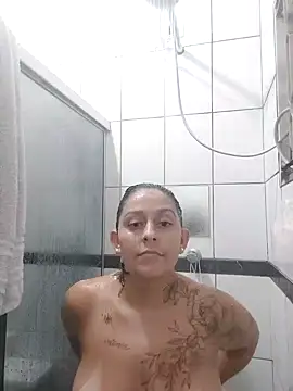 baixinhaloira online show from 13, 12, 2024