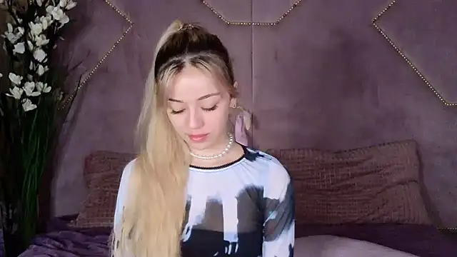 STELLA RICH online show from 10, 2, 2025