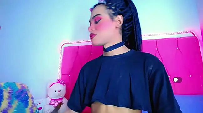 Snapshot of Theylor_Rouse chatting on 23, 1, 2025 Theylor Rouse online show from 23, 1, 2025