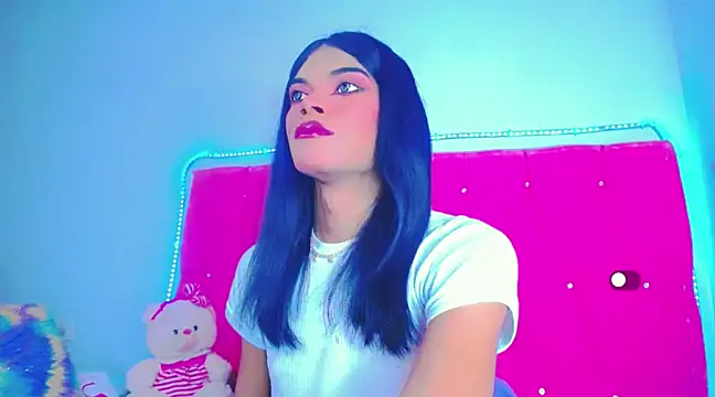 Snapshot of Theylor_Rouse chatting on 1, 2, 2025 Theylor Rouse online show from 1, 2, 2025