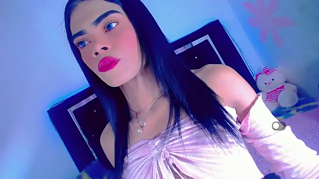 Snapshot of Theylor_Rouse chatting on 28, 11, 2025 Theylor Rouse online show from 28, 11, 2025