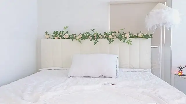 Akina starr online show from 21, 9, 2025