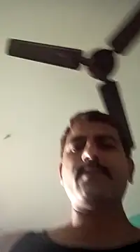 Snapshot of Smarterboytravel chatting on 23, 12, 2024 Smarterboytravel online show from 23, 12, 2024