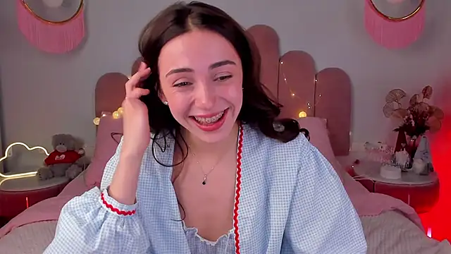 ElsaYoung online show from 12, 1, 2025