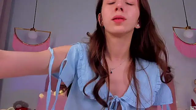 ElsaYoung online show from 17, 1, 2025