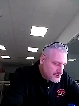 Snapshot of Husoban chatting on 12, 11, 2025 Husoban online show from 12, 11, 2025