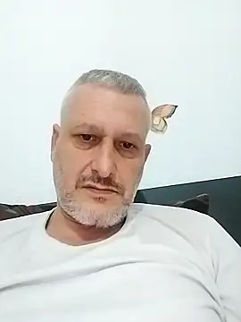 Snapshot of Husoban chatting on 26, 11, 2025 Husoban online show from 26, 11, 2025