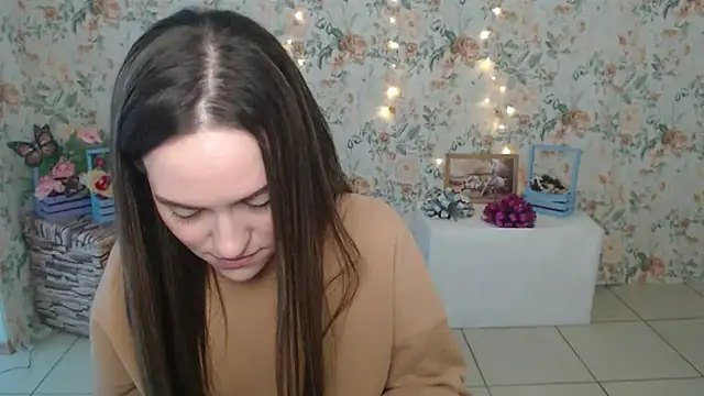 Lina Star S online show from 7, 2, 2025