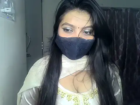 Snapshot of ishi_Beauty chatting on 1, 10, 2025 ishi Beauty online show from 1, 10, 2025