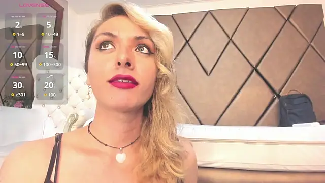 LunitaDiva online show from 26, 2, 2025