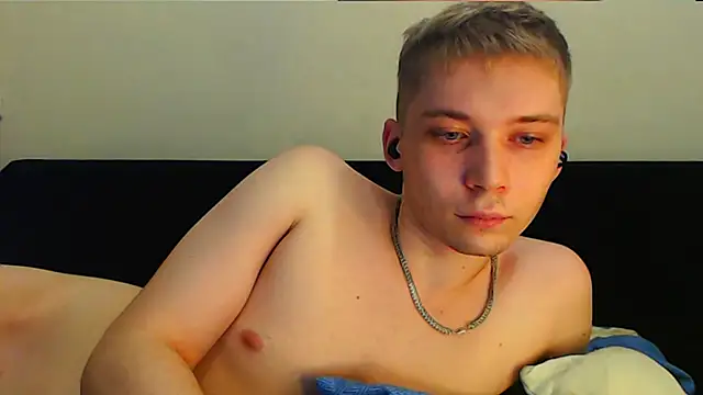 Snapshot of __sugarrebit chatting on 8, 2, 2025 sugarrebit online show from 8, 2, 2025