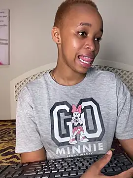 Snapshot of NishA-022 chatting on 23, 1, 2025 NishA-022 online show from 23, 1, 2025