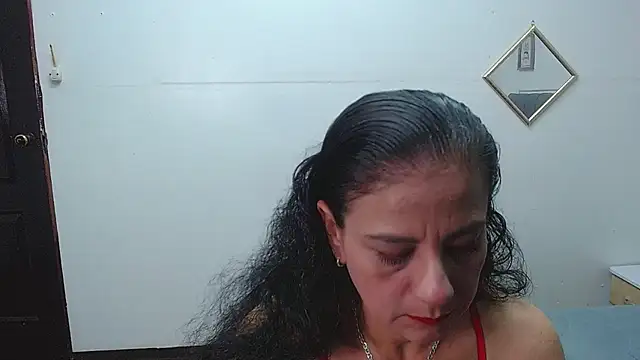 Snapshot of sasi_luna chatting on 21, 2, 2025 sasi luna online show from 21, 2, 2025