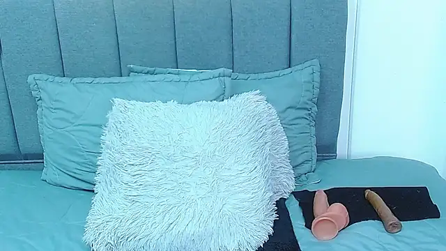 Snapshot of sasi_luna chatting on 1, 3, 2025 sasi luna online show from 1, 3, 2025