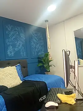 Snapshot of sasi_luna chatting on 21, 10, 2025 sasi luna online show from 21, 10, 2025