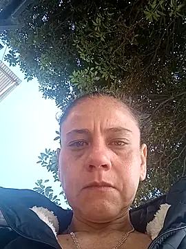 Snapshot of sasi_luna chatting on 23, 10, 2025 sasi luna online show from 23, 10, 2025