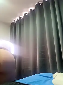 Snapshot of sasi_luna chatting on 24, 10, 2025 sasi luna online show from 24, 10, 2025