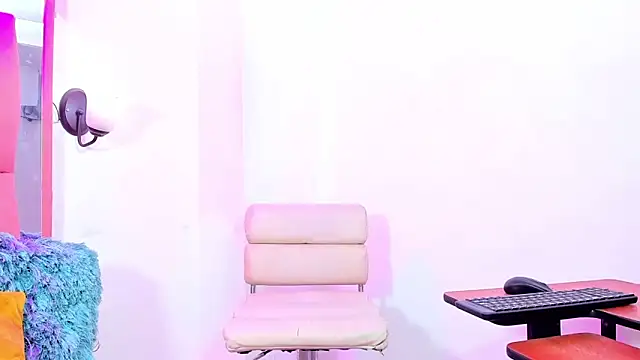 elizabeth rosa21 online show from 30, 1, 2025