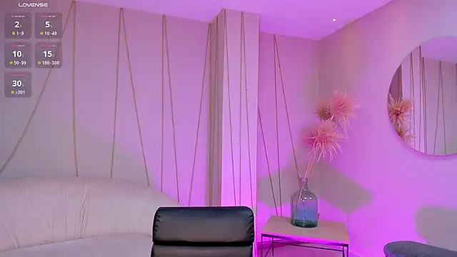 BellaCarteer  online show from 20, 2, 2025